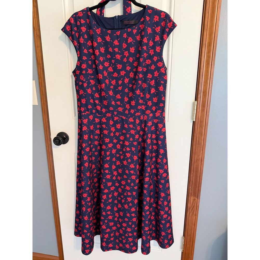Dress Tells Blue floral dress size XL